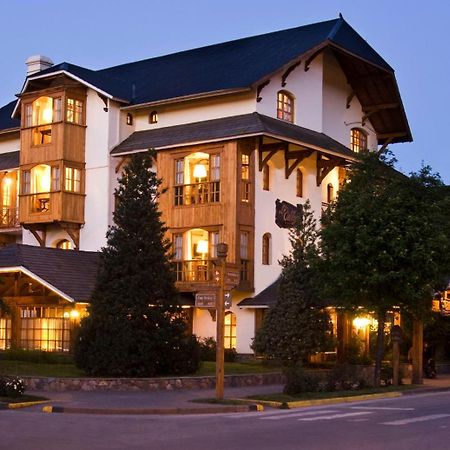 Hotel Y Cabanas Le Village Сан-Мартин-де-лос-Андес Экстерьер фото