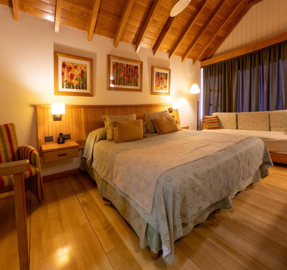 Hotel Y Cabanas Le Village Сан-Мартин-де-лос-Андес Экстерьер фото